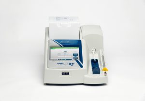 OsmoTECH® XT 단일 샘플 마이크로 삼투압 측정기